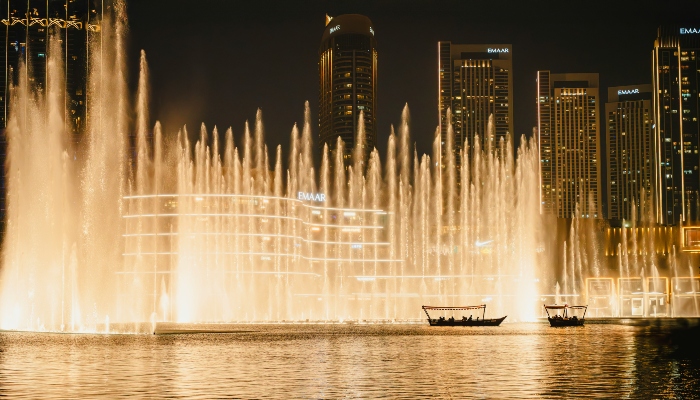 Dubai Fountain Show with boat ride