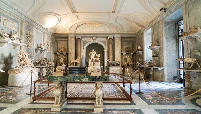 Interior image of a Museum in Naples.