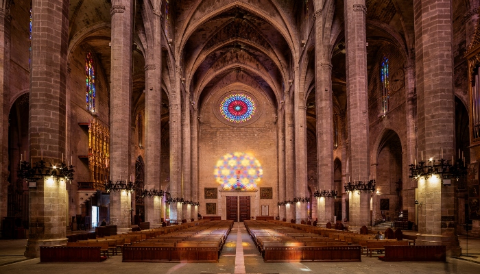 The inside of Mallorca Cathedral, a must-see attraction of the city.