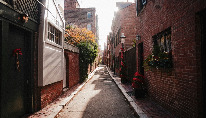 Beacon Hill, a historic neighborhood in Boston, which is a must-see attraction of hop-on-hop-off Boston bus tour.