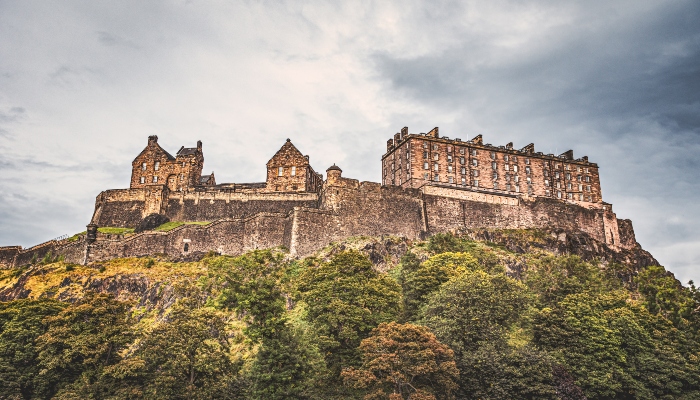 Edinburgh Castle, one of the haunted places in Europe to visit during Halloween.