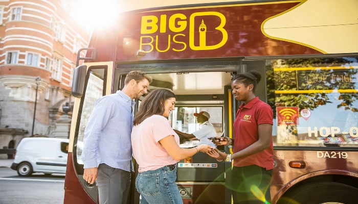 Visitors boarding a Big Bus London hop-on hop-off tour, a popular choice among most booked sightseeing bus experiences in London.